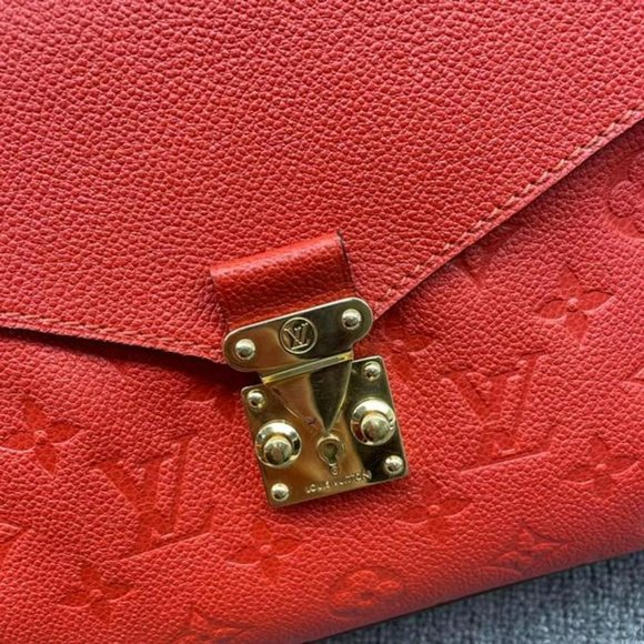 Auth Louis Vuitton red empreinte hobo discontinued - Picture 9 of 12